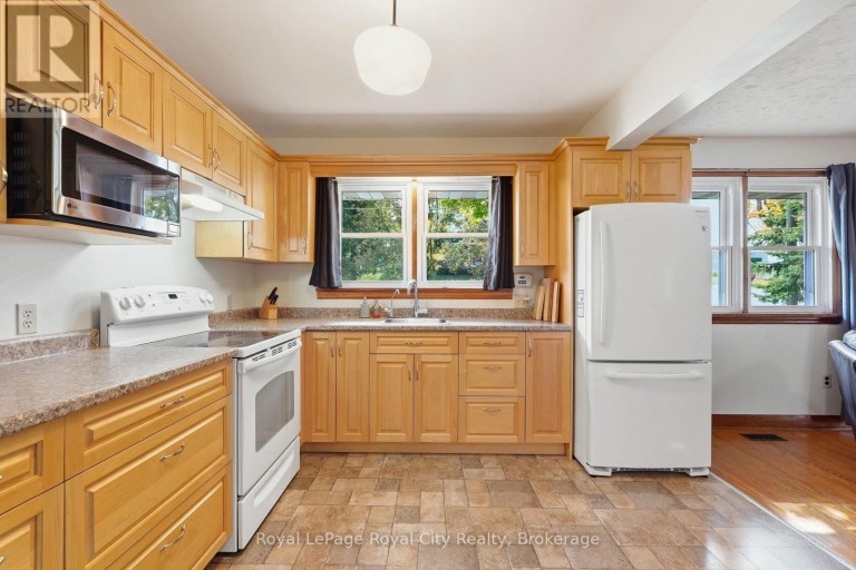 470 DUBLIN STREET, Wellington North (Mount Forest), Ontario, N0G2L3