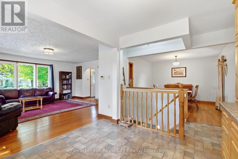 470 DUBLIN STREET, Wellington North (Mount Forest), Ontario, N0G2L3