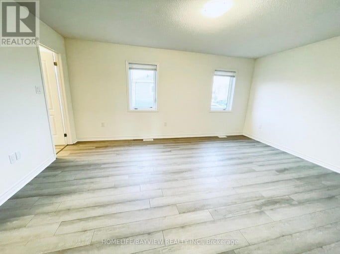 128 VILLAGE GATE DRIVE, Wasaga Beach, Ontario, L9Z0J7