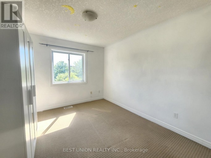 27 - 468 DOON DRIVE S, Kitchener, Ontario, N2P0A2