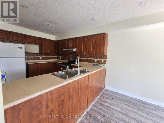 27 - 468 DOON DRIVE S, Kitchener, Ontario, N2P0A2