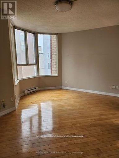 2307 - 55 CENTRE AVENUE, Toronto (Bay Street Corridor), Ontario, M5G2H5