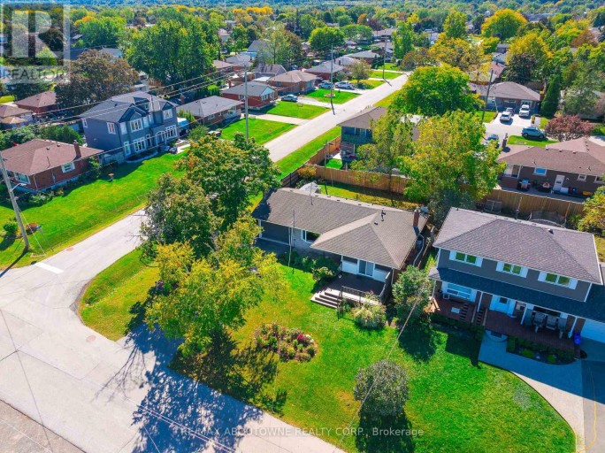 LOWER - 71 LAKESIDE DRIVE, Grimsby (Grimsby Beach), Ontario, L3M2L4