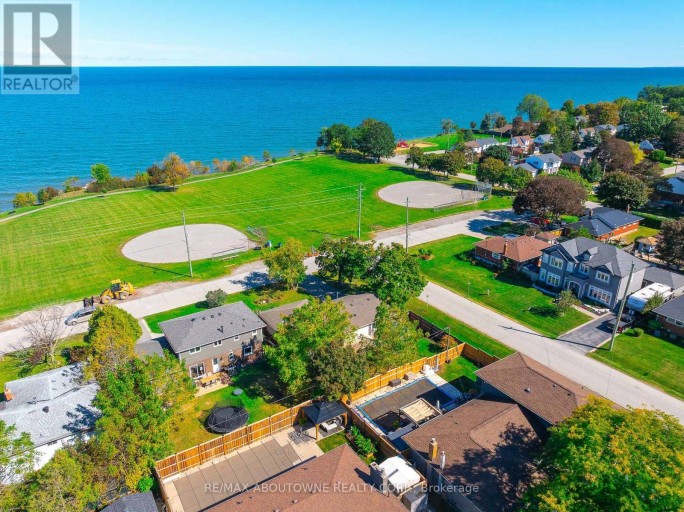 LOWER - 71 LAKESIDE DRIVE, Grimsby (Grimsby Beach), Ontario, L3M2L4