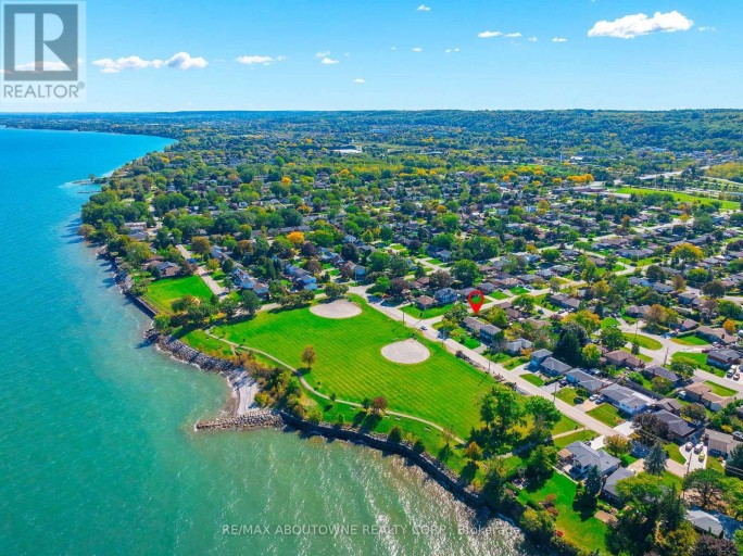 LOWER - 71 LAKESIDE DRIVE, Grimsby (Grimsby Beach), Ontario, L3M2L4