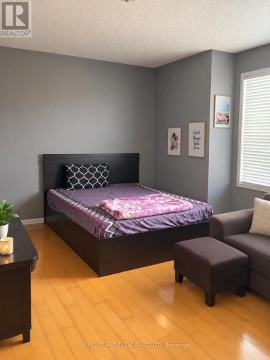 6 QUINCY PLACE N, Brampton (Vales of Castlemore), Ontario, L6P1E7