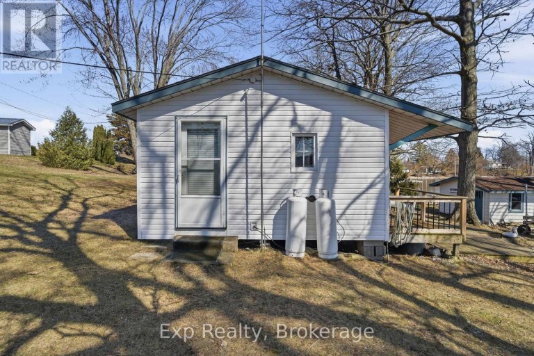 32 QUINTE VIEW ROAD, Greater Napanee (Greater Napanee), Ontario, K0H1G0