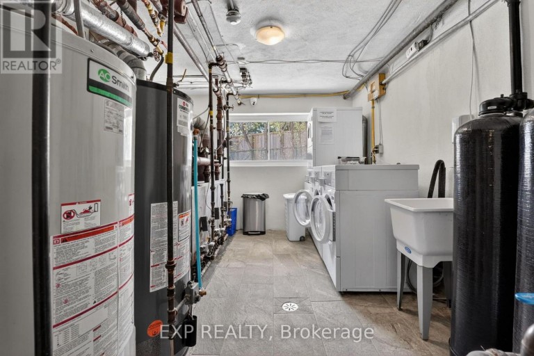 81 KENWOOD DRIVE, Kitchener, Ontario, N2B3H3