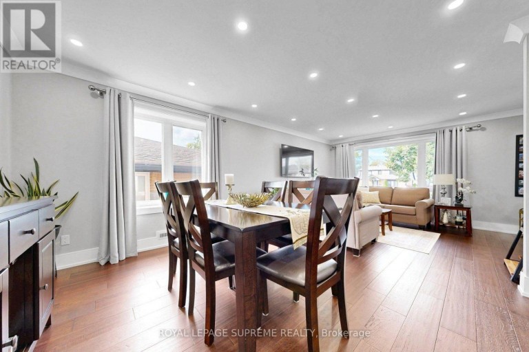 465 MAPLE LEAF DRIVE, Toronto (Maple Leaf), Ontario, M6L1R1