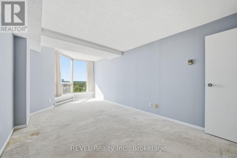 1006 - 350 FRONT STREET, Belleville (Belleville Ward), Ontario, K8N5M5