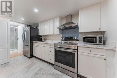 1111 KENT AVENUE Oakville (CP College Park) Ontario photo 38