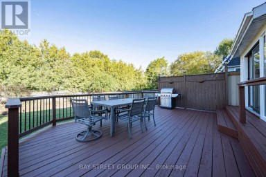 1111 KENT AVENUE Oakville (CP College Park) Ontario photo 44