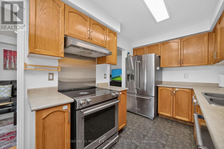 44 MONACO COURT, Brampton (Fletcher's Meadow), Ontario, L7A1X4