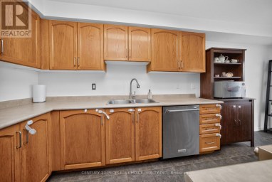 44 MONACO COURT Brampton (Fletcher's Meadow) Ontario photo 19