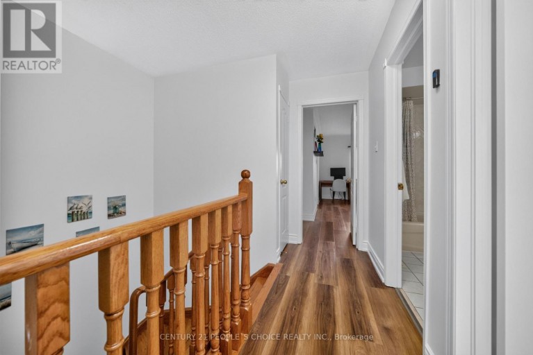 44 MONACO COURT, Brampton (Fletcher's Meadow), Ontario, L7A1X4