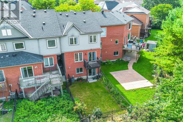 44 MONACO COURT, Brampton (Fletcher's Meadow), Ontario, L7A1X4