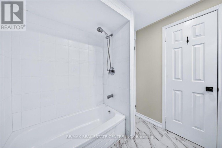 257 WRIGHT CRESCENT, Ajax (Central), Ontario, L1S5S5