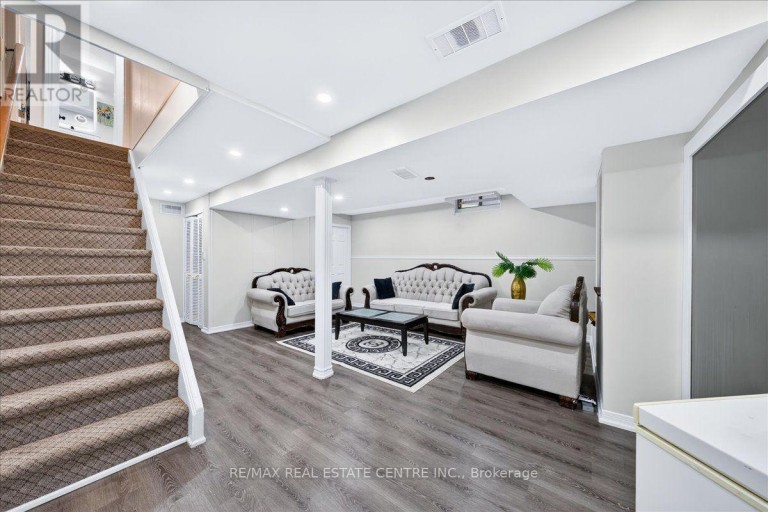 257 WRIGHT CRESCENT, Ajax (Central), Ontario, L1S5S5
