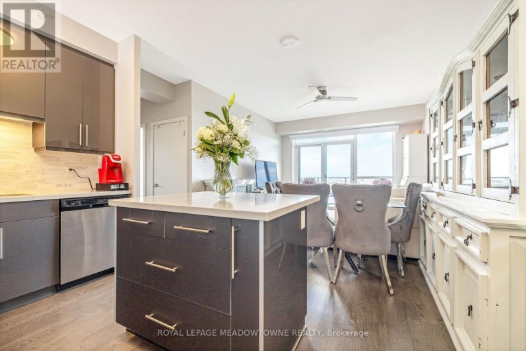 1902 - 2093 FAIRVIEW STREET, Burlington (Freeman), Ontario, L7R0E6