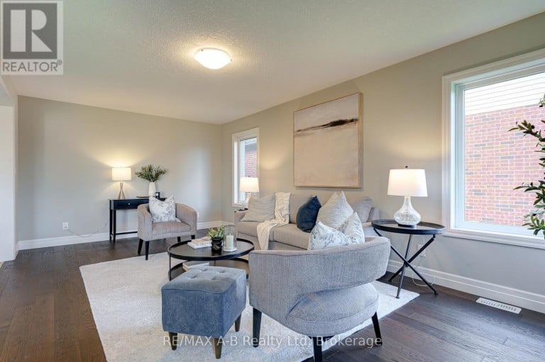 88 DAVIDSON DRIVE, Stratford, Ontario, N5A0J5
