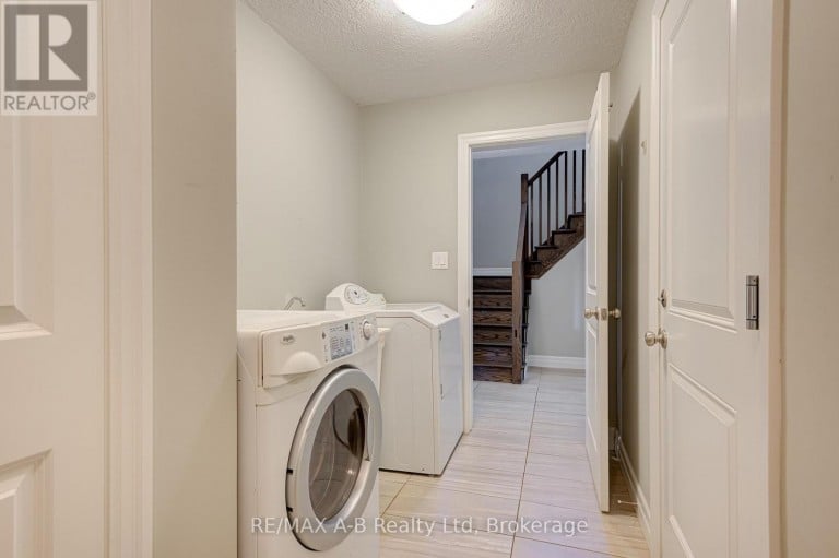 88 DAVIDSON DRIVE, Stratford, Ontario, N5A0J5