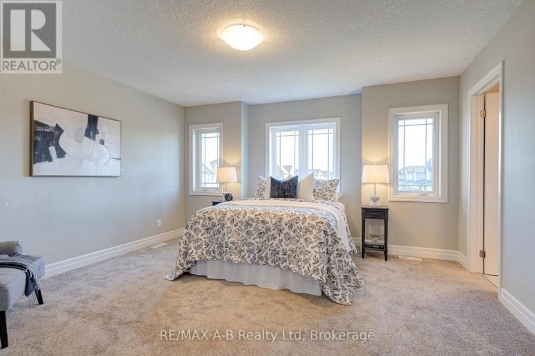 88 DAVIDSON DRIVE, Stratford, Ontario, N5A0J5