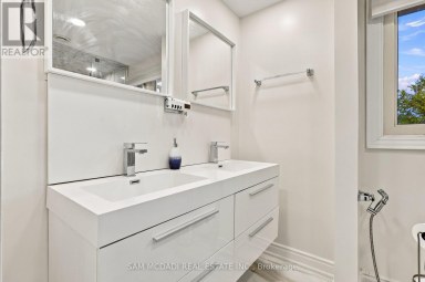 22 BUTLERS COURT Brampton (Fletcher's Creek South) Ontario photo 17