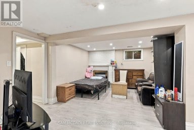 22 BUTLERS COURT Brampton (Fletcher's Creek South) Ontario photo 30
