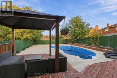 22 BUTLERS COURT Brampton (Fletcher's Creek South) Ontario photo 33