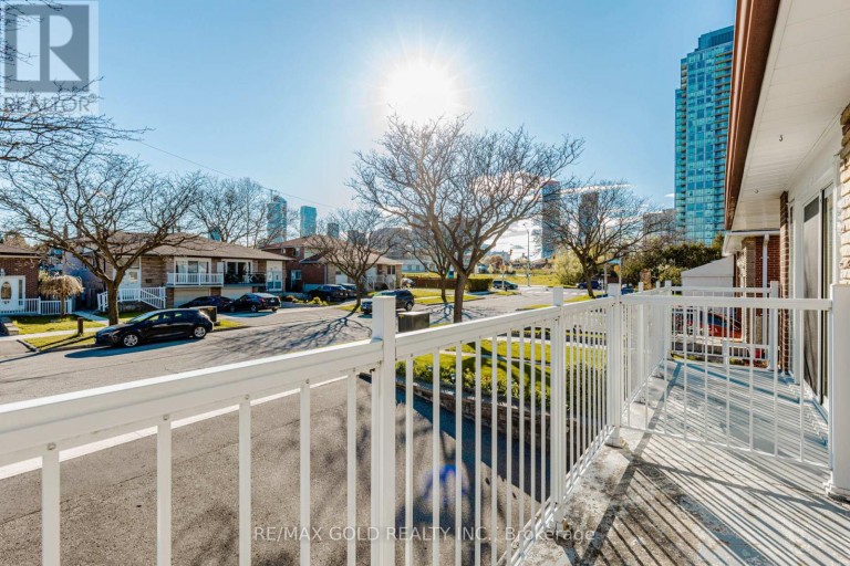 38 ACHILL CRESCENT, Mississauga (Fairview), Ontario, L5B1L1