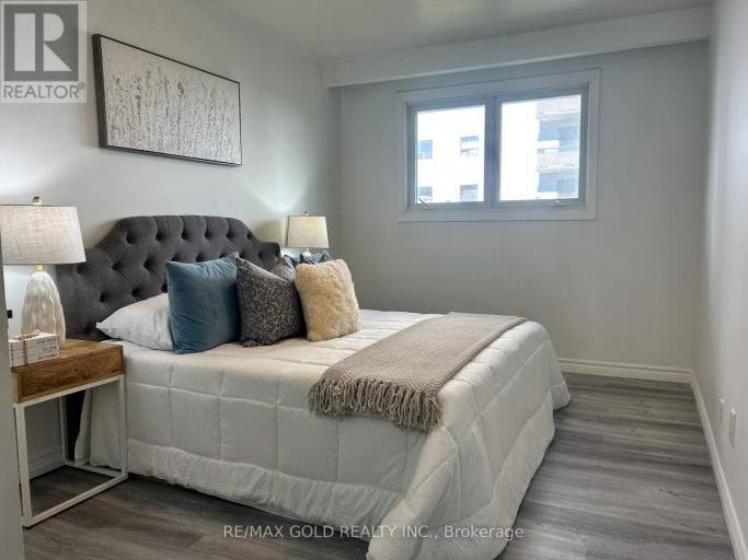 38 ACHILL CRESCENT, Mississauga (Fairview), Ontario, L5B1L1