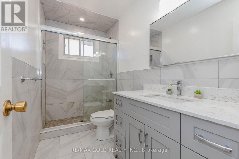38 ACHILL CRESCENT, Mississauga (Fairview), Ontario, L5B1L1