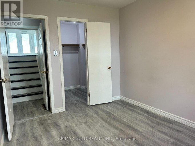 38 ACHILL CRESCENT, Mississauga (Fairview), Ontario, L5B1L1