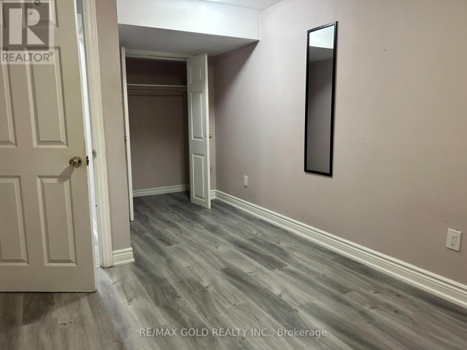 38 ACHILL CRESCENT, Mississauga (Fairview), Ontario, L5B1L1