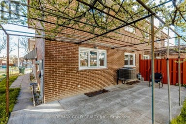 38 ACHILL CRESCENT Mississauga (Fairview) Ontario photo 30
