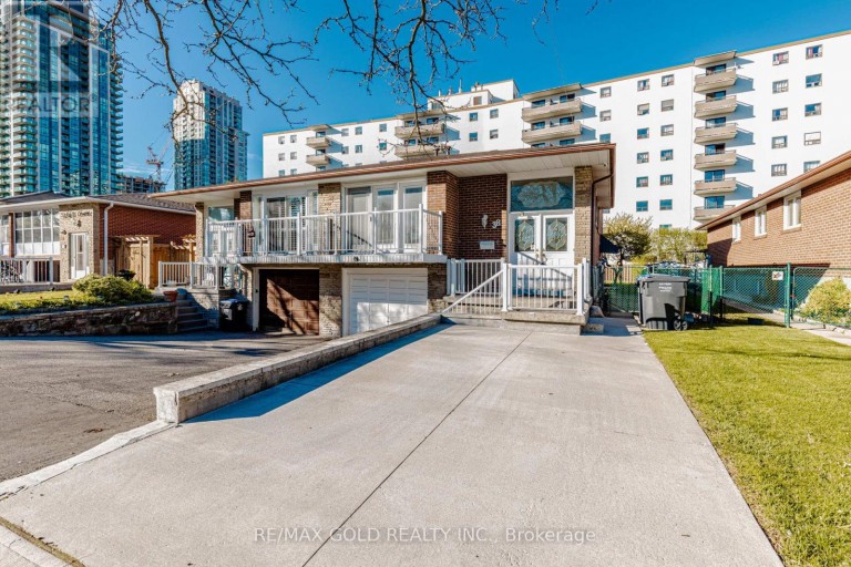 38 ACHILL CRESCENT, Mississauga (Fairview), Ontario, L5B1L1