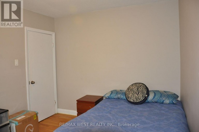 1512 RUSHLAND AVENUE, London East (East H), Ontario, N5V1X5