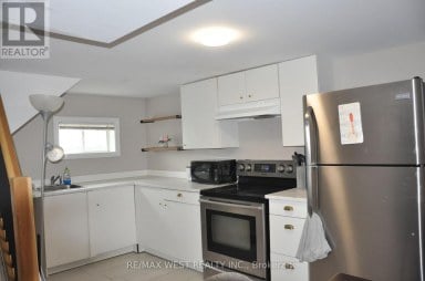 1512 RUSHLAND AVENUE London East (East H) Ontario photo 14