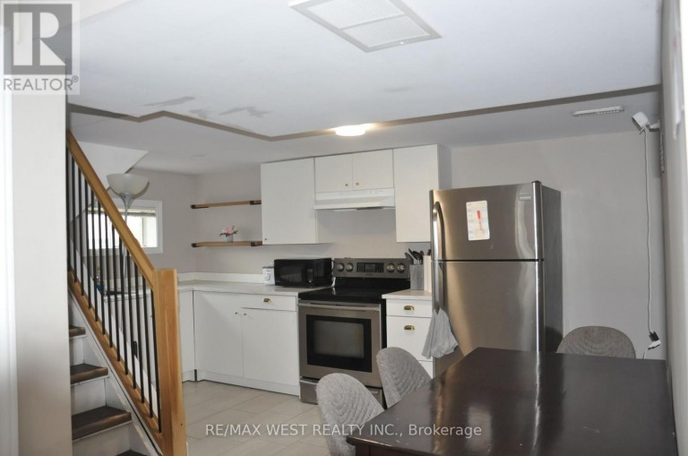 1512 RUSHLAND AVENUE, London East (East H), Ontario, N5V1X5
