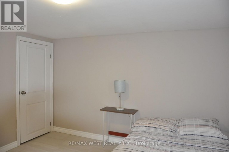 1512 RUSHLAND AVENUE, London East (East H), Ontario, N5V1X5