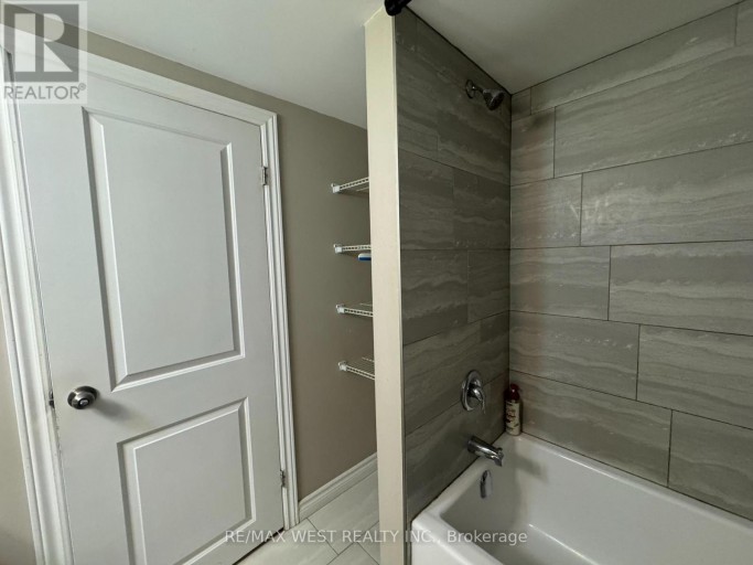 1512 RUSHLAND AVENUE, London East (East H), Ontario, N5V1X5