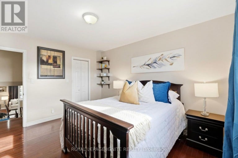 4 BUTTERCUP COURT, Toronto (Humber Summit), Ontario, M9L2M9