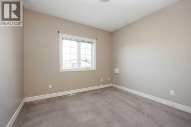 156 Paris Crescent Fort McMurray Alberta photo 14