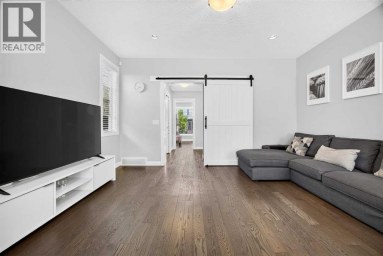 30 Evanscrest Rise NW Calgary Alberta photo 2