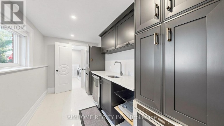 149 SYLVAN AVENUE, Toronto (Scarborough Village), Ontario, M1M1J9