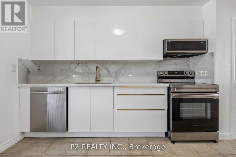 22 - 22-25 GOSFORD BOULEVARD N, Toronto (Black Creek), Ontario, M3N2G7