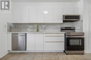 22 - 22-25 GOSFORD BOULEVARD N Toronto (Black Creek) Ontario photo 1