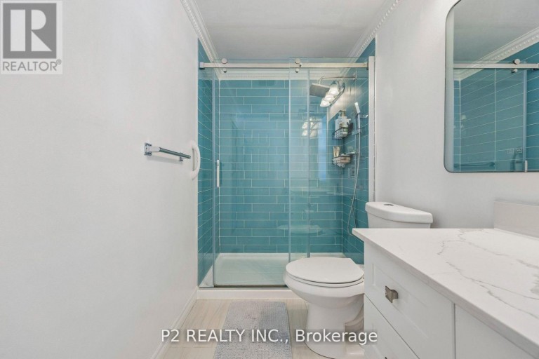 22 - 22-25 GOSFORD BOULEVARD N, Toronto (Black Creek), Ontario, M3N2G7