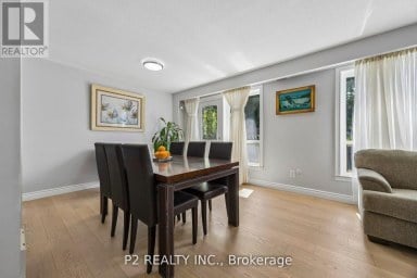 22 - 22-25 GOSFORD BOULEVARD N Toronto (Black Creek) Ontario photo 7
