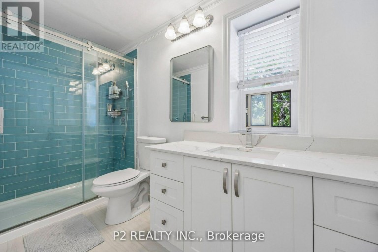 22 - 22-25 GOSFORD BOULEVARD N, Toronto (Black Creek), Ontario, M3N2G7